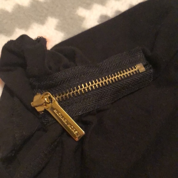 Michael Kors Black w/Gold Zippers Top Size XL - Picture 4 of 8
